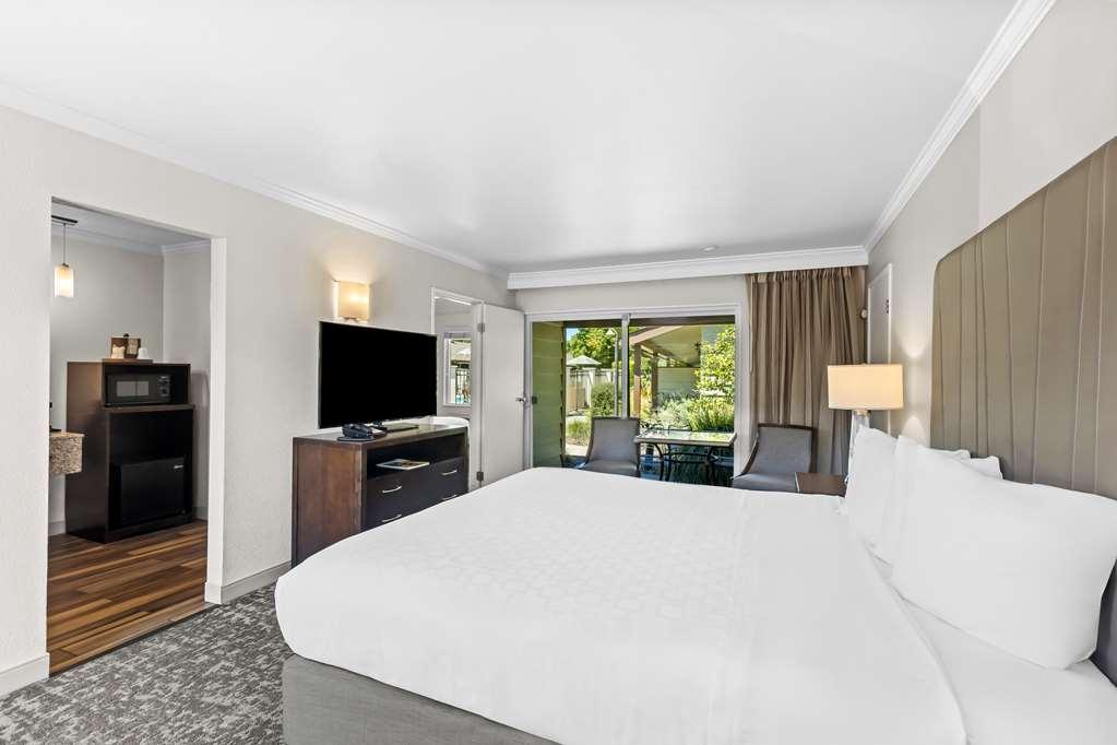 Best Western Garden Inn Santa Rosa Bilik gambar