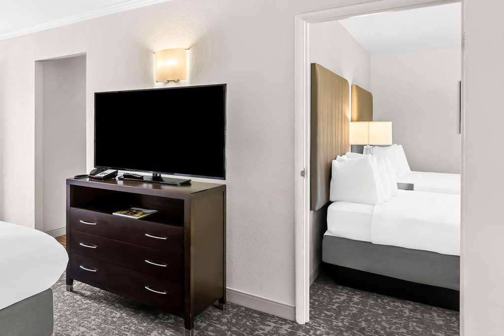 Best Western Garden Inn Santa Rosa Bilik gambar